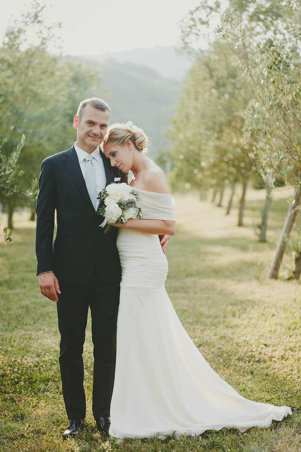 An elegant wedding in the Italian countryside. Images by Monika Photo Art.