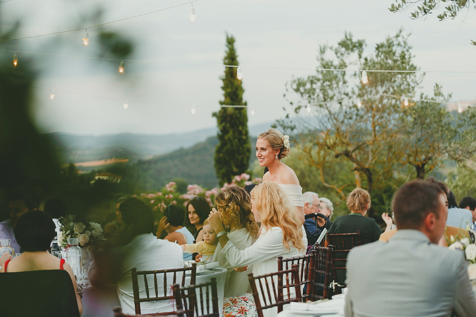 An elegant wedding in the Italian countryside. Images by Monika Photo Art.