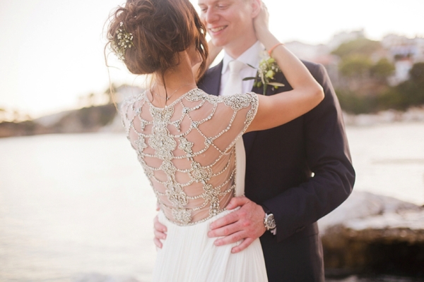 A Catherine Deane Gown For An Elegant And Traditional Wedding In Greece
