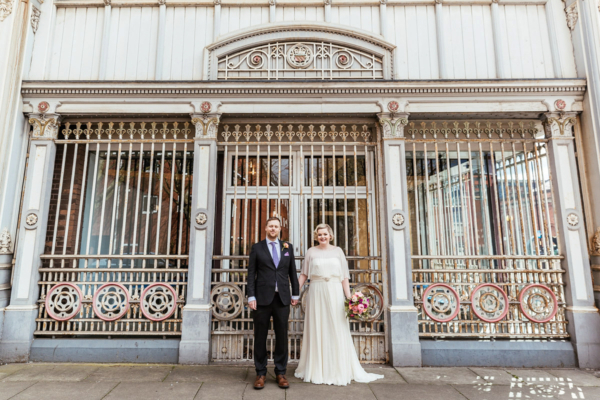 Jenny Packham Glamour with Touches of Gold for a Relaxed Manchester City Wedding