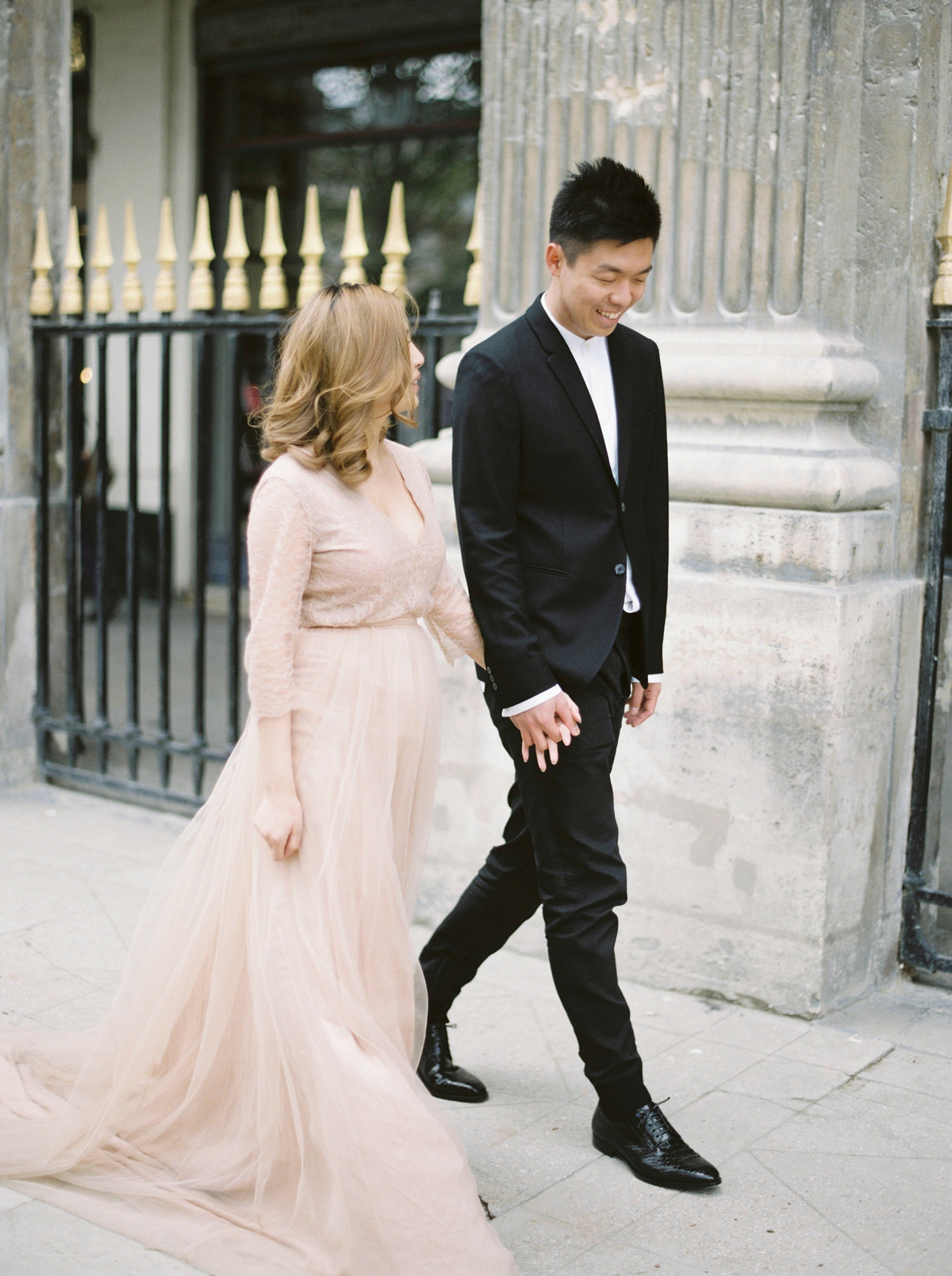 An engagement shoot in Paris. Photography by Zosia Zacharia.