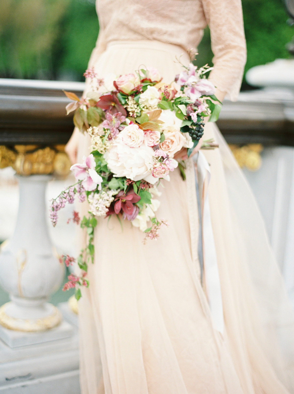 An engagement shoot in Paris. Photography by Zosia Zacharia.