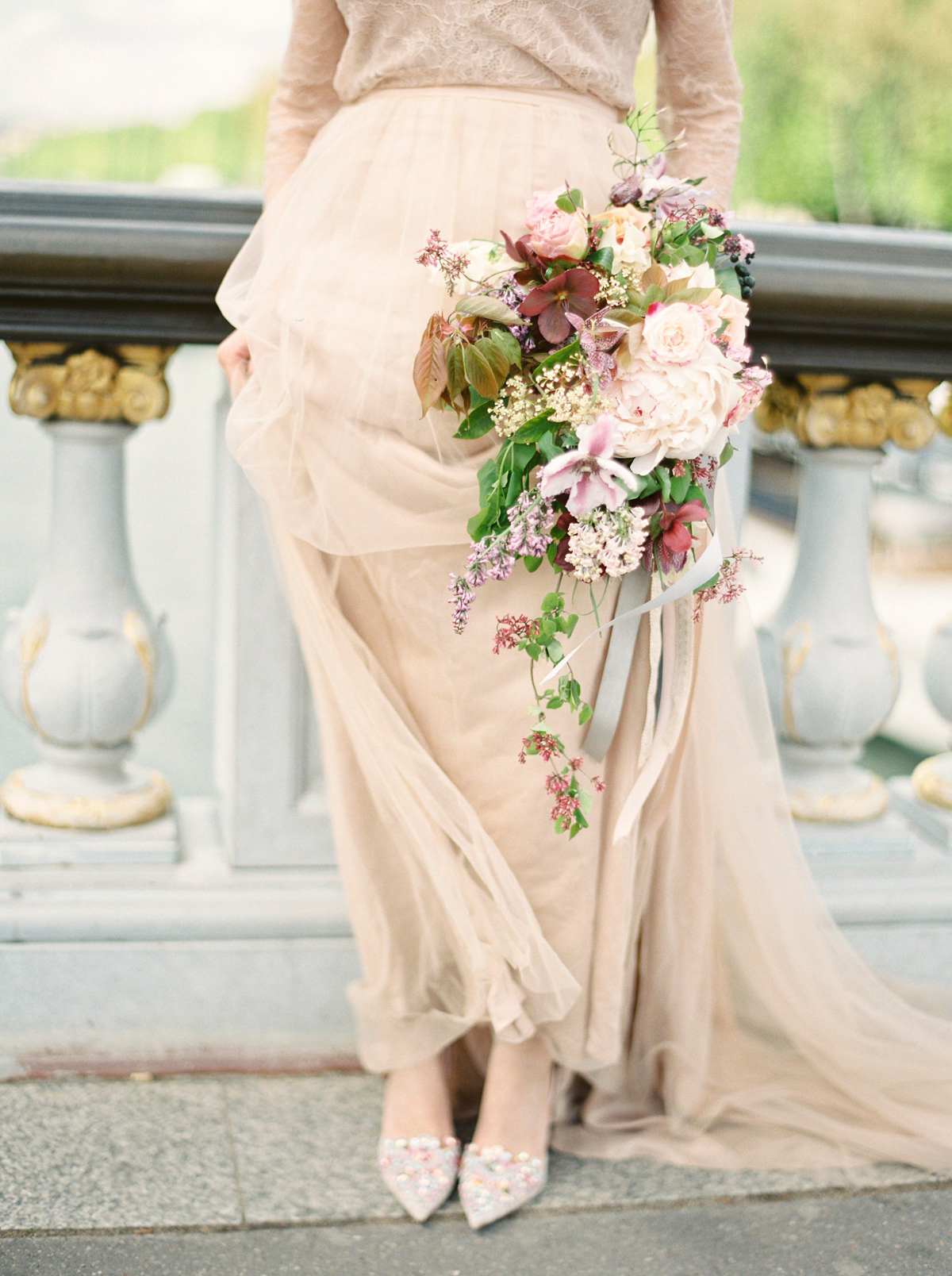 An engagement shoot in Paris. Photography by Zosia Zacharia.