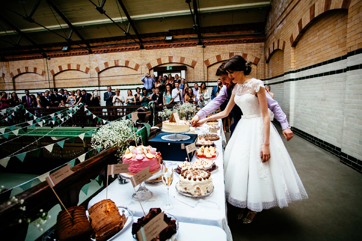 wpid438987 mooshki bride manchester victoria baths wedding 53