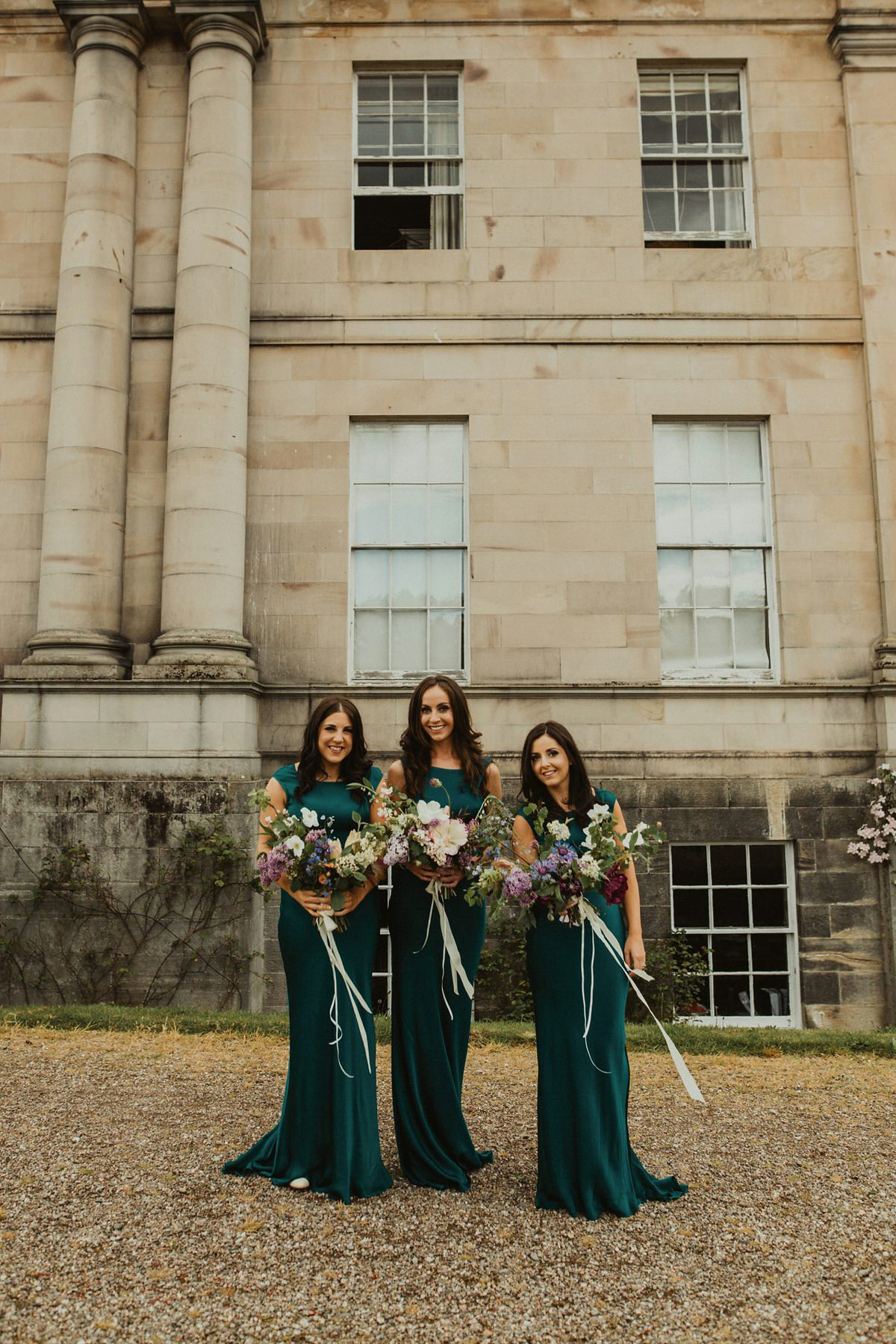 Nicola wears a Stewart Parvin gown for her elegant and romantic 'joining of the clans' inspired Scottish wedding. Photography by The Curries.