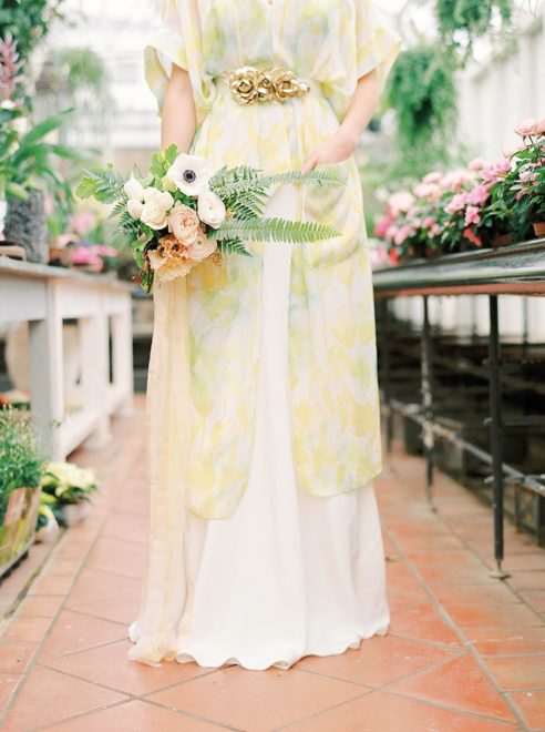 Leafy Green and Gold, Soft and Feminine, Elegant and Luxe Inspiration for Brides 6 elegant luxe wedding ideas 79