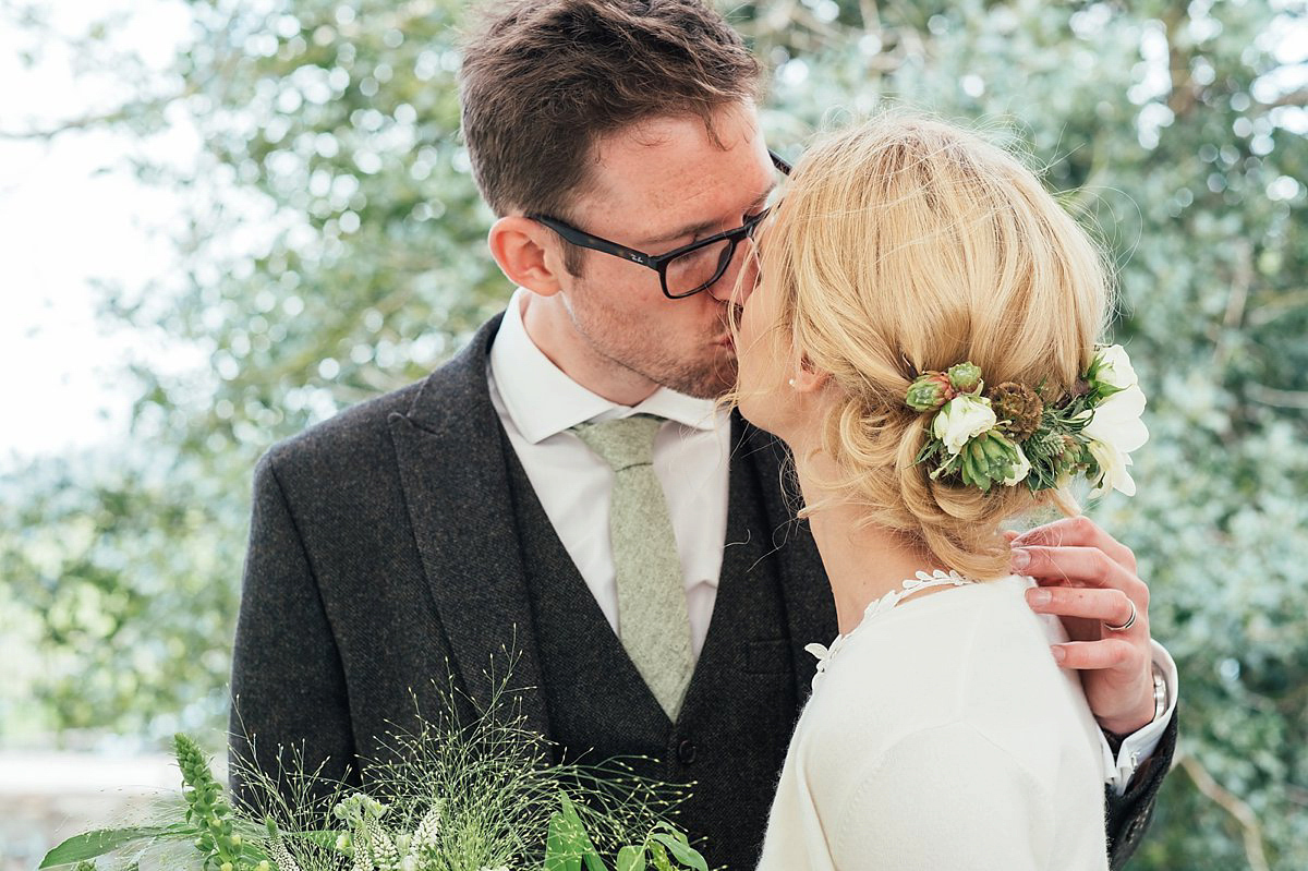 Beautiful bride Clare wore the Mariposa gown by Claire Pettibone for her laid back, fun and elegant Lake District Wedding. Photography by Lisa Aldersley.