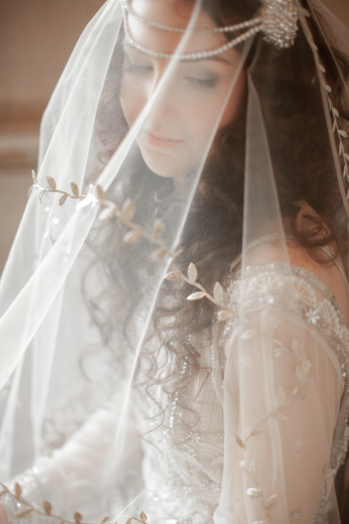 Opulent glamour inspiration for brides. Photography by Kerry Bartlett. Opulent glamour inspiration for brides. Photography by Kerry Bartlett.