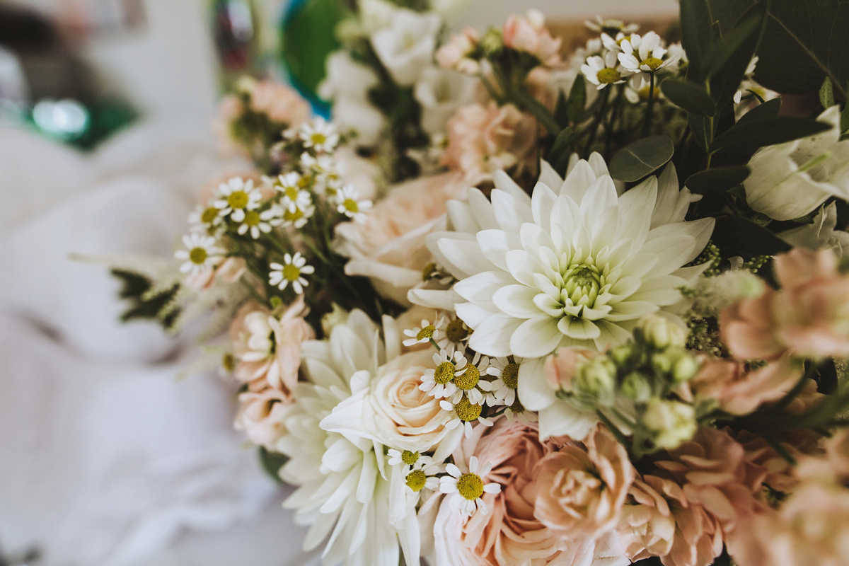 Chrissie wore a Stephanie Allin gown for her wedding at Cripps Barn in the Cotswolds. Photography by Frankee Victoria. Chrissie wore a Stephanie Allin gown for her wedding at Cripps Barn in the Cotswolds. Photography by Frankee Victoria.