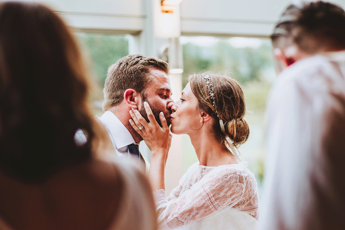 Chrissie wore a Stephanie Allin gown for her wedding at Cripps Barn in the Cotswolds. Photography by Frankee Victoria. Chrissie wore a Stephanie Allin gown for her wedding at Cripps Barn in the Cotswolds. Photography by Frankee Victoria.