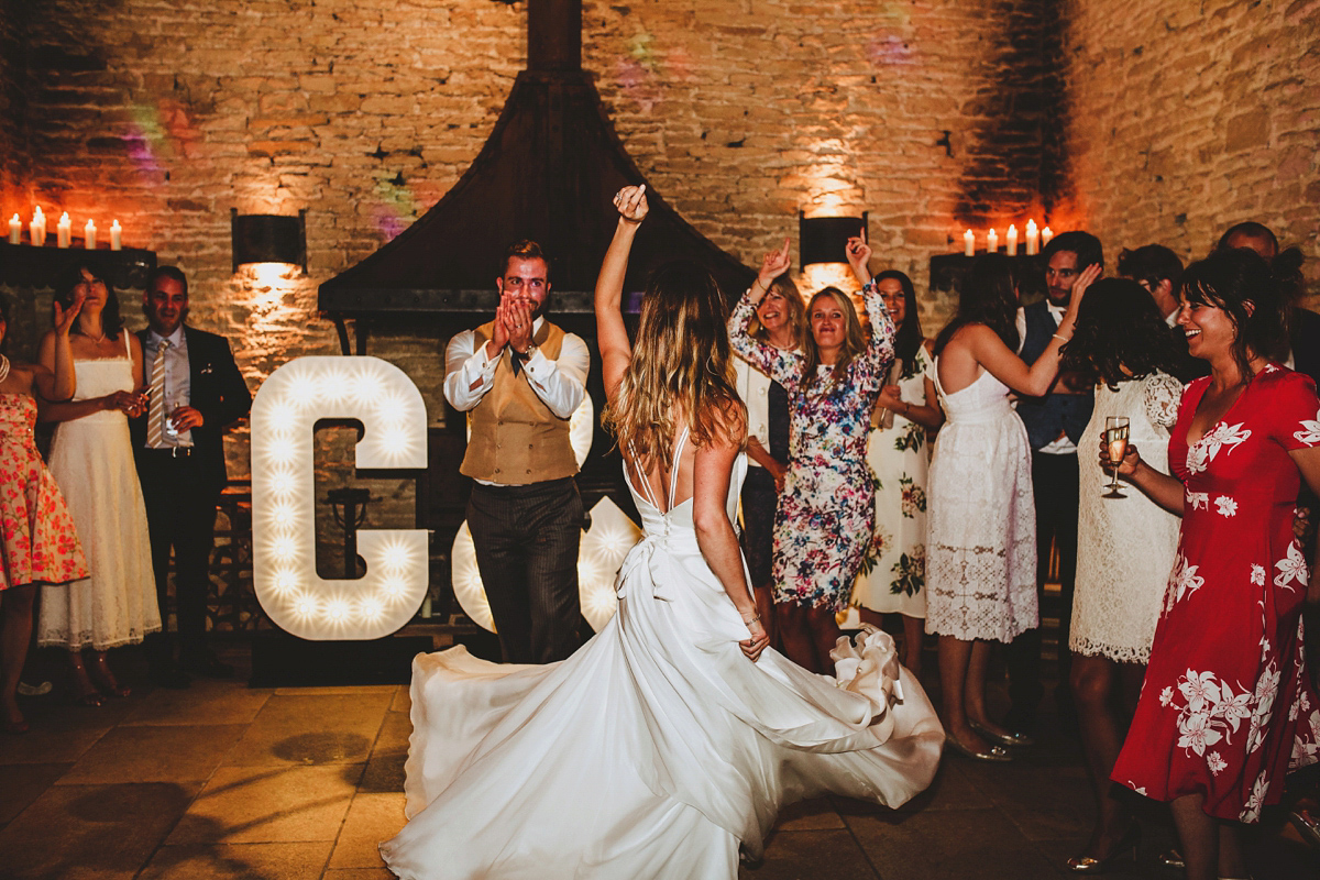 Chrissie wore a Stephanie Allin gown for her wedding at Cripps Barn in the Cotswolds. Photography by Frankee Victoria. Chrissie wore a Stephanie Allin gown for her wedding at Cripps Barn in the Cotswolds. Photography by Frankee Victoria.