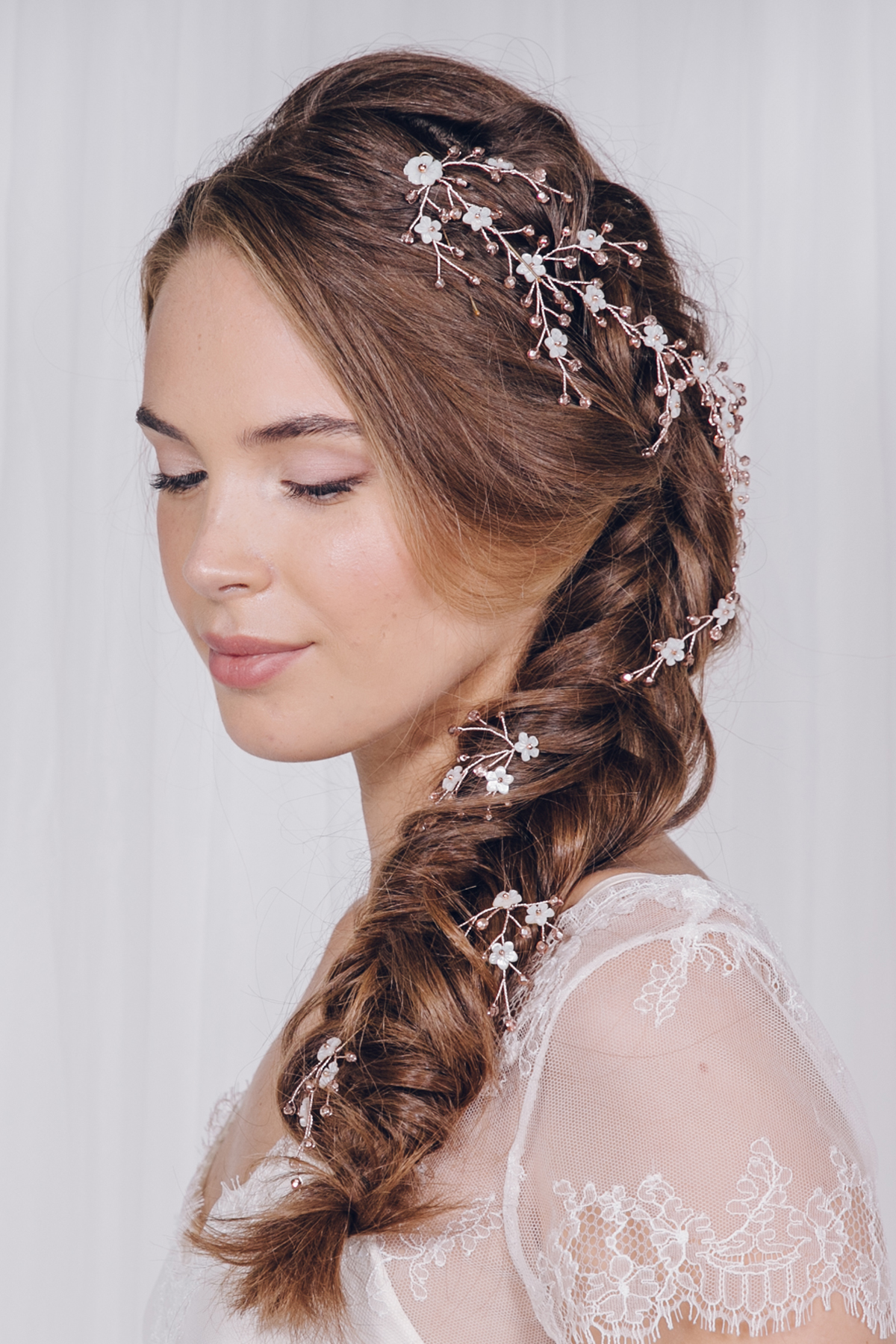 A guide to bridal hair accessory styling with Debbie Carlisle.