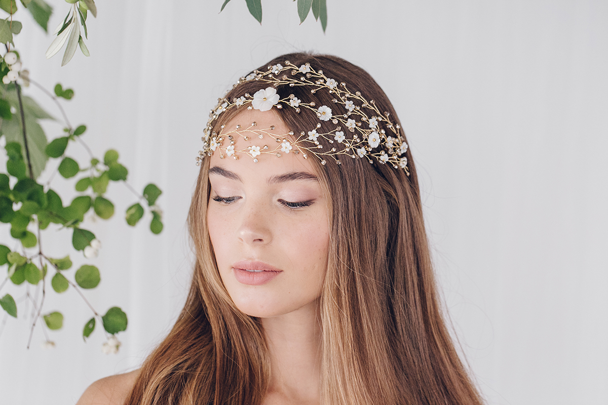 A guide to bridal hair accessory styling with Debbie Carlisle.
