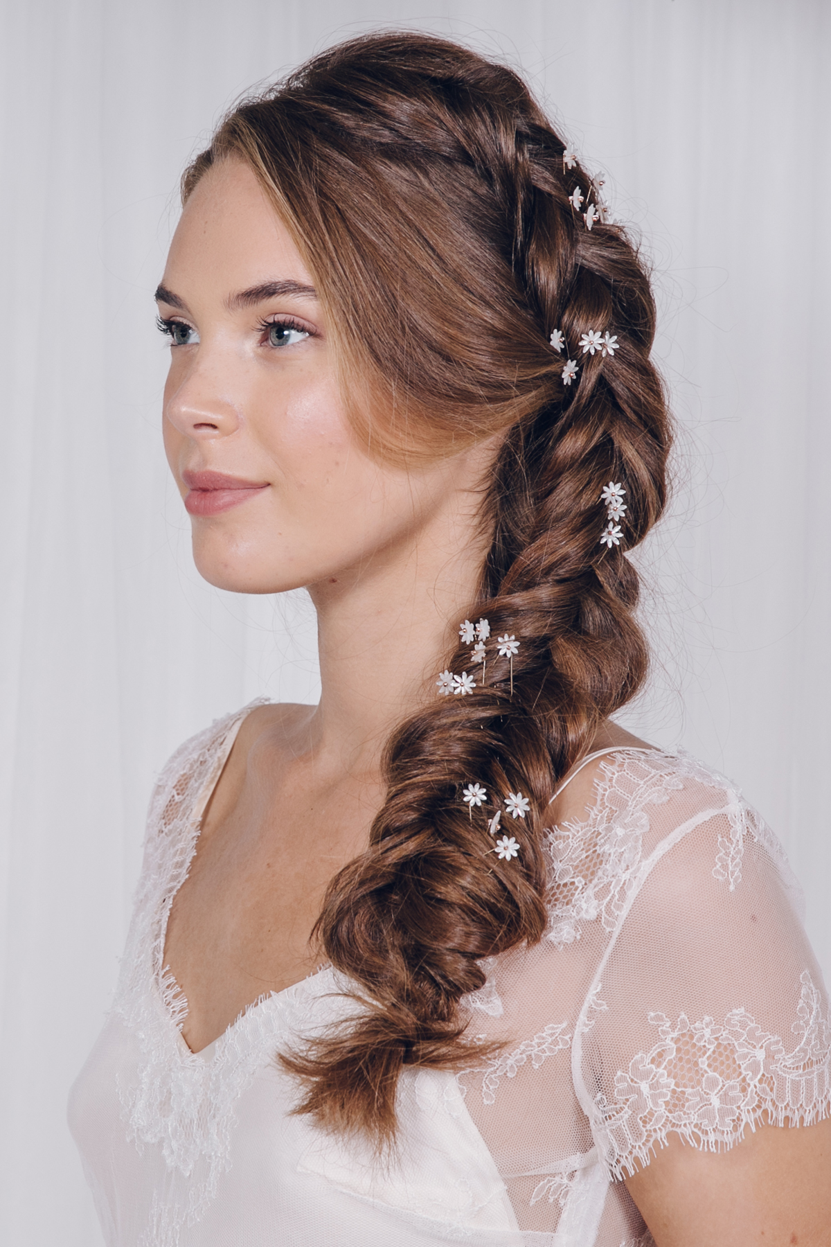 A guide to bridal hair accessory styling with Debbie Carlisle.