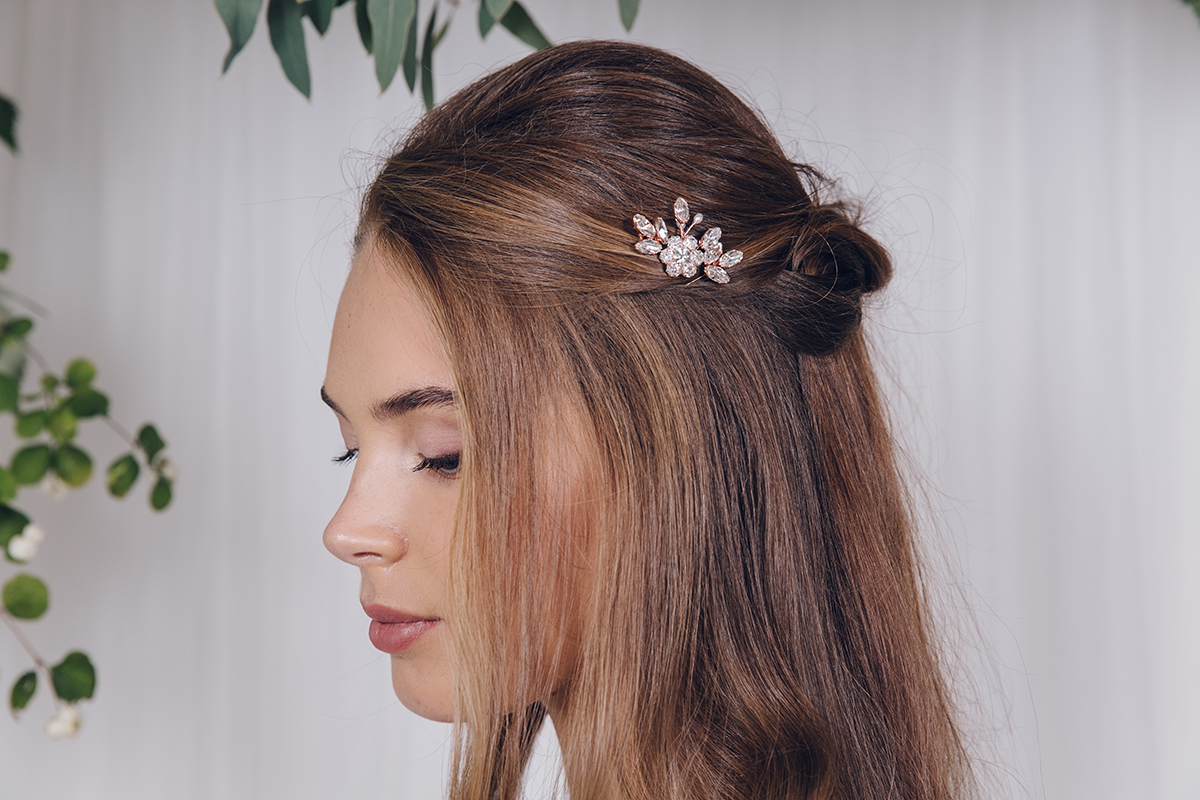 A guide to bridal hair accessory styling with Debbie Carlisle.