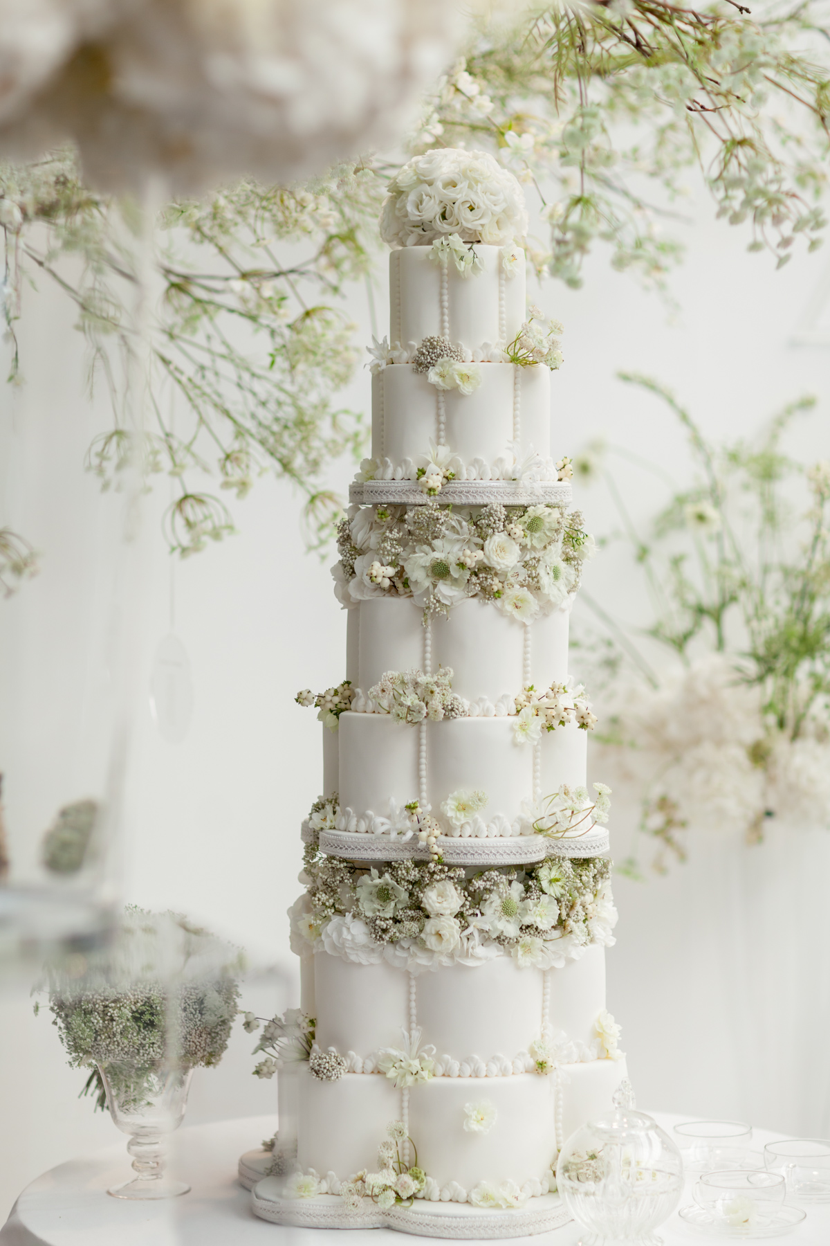 An all-white floral fairytale by Zita Elze - award winning wedding florist
