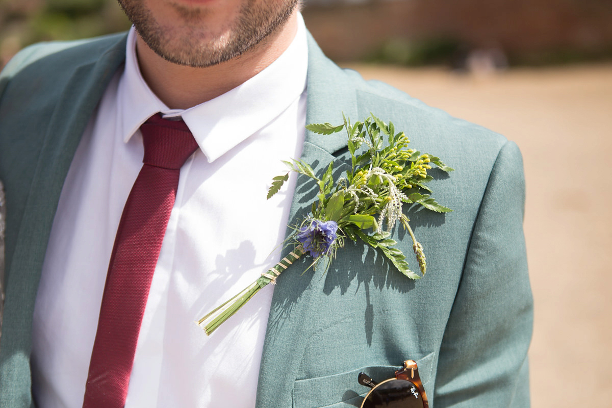 A festival inspired, magical woodland wedding at Falling Foss near Whitby, North Yorkshire. Captured by Mr & Mrs Photography.