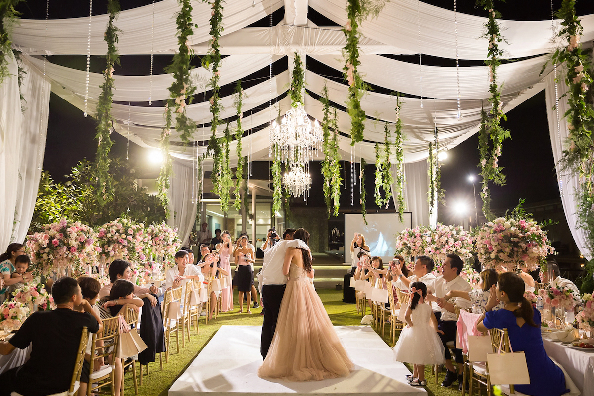 Hong Kiu wore a Jenny Yoo gown and BHLDN tulle skirt for her romantic and elegant wedding in Thailand. The day was planned by 'The Wedding Bliss Thailand'.