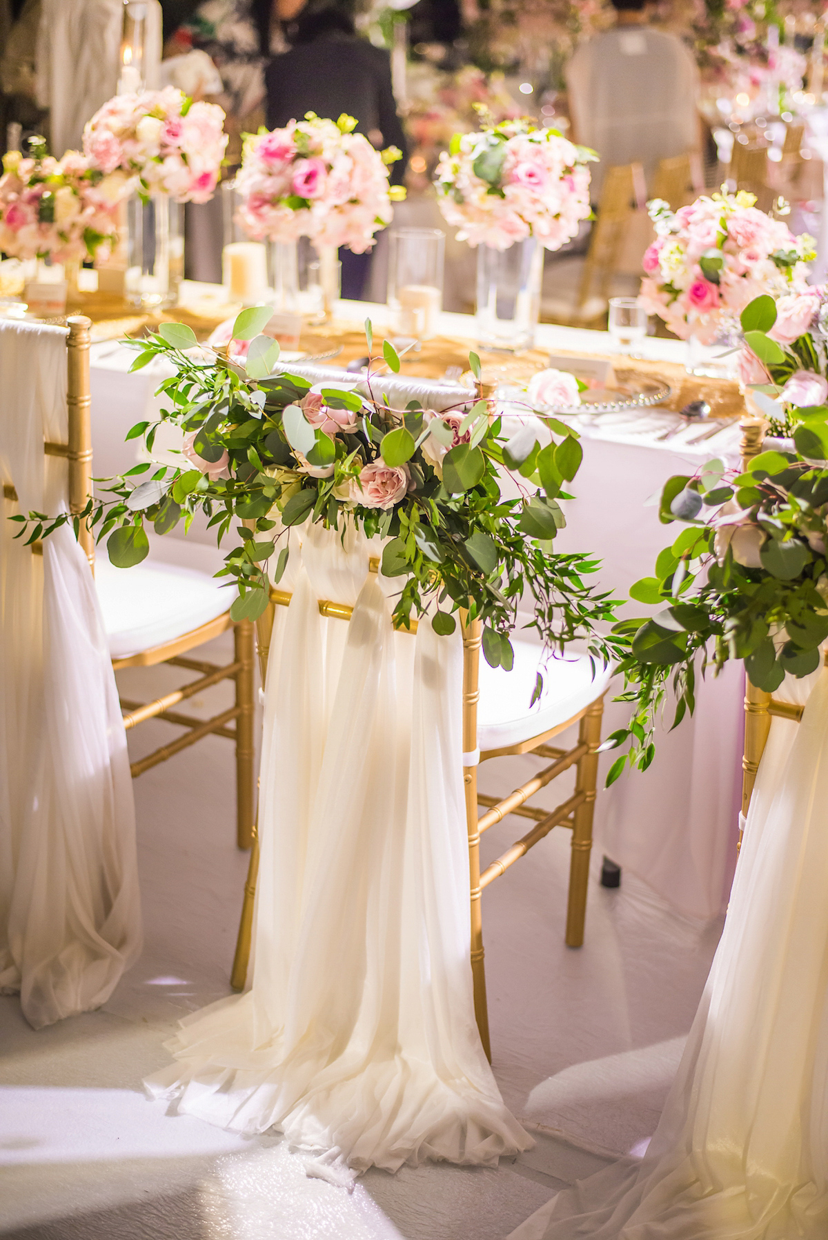 Hong Kiu wore a Jenny Yoo gown and BHLDN tulle skirt for her romantic and elegant wedding in Thailand. The day was planned by 'The Wedding Bliss Thailand'.