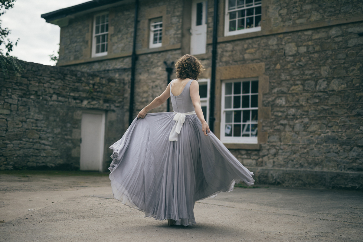 A nature and autumn inspired editorial for the free spirited and creative bride. Calligraphy by Moon & Tide. Captured by Bickerstaff Photograpy.