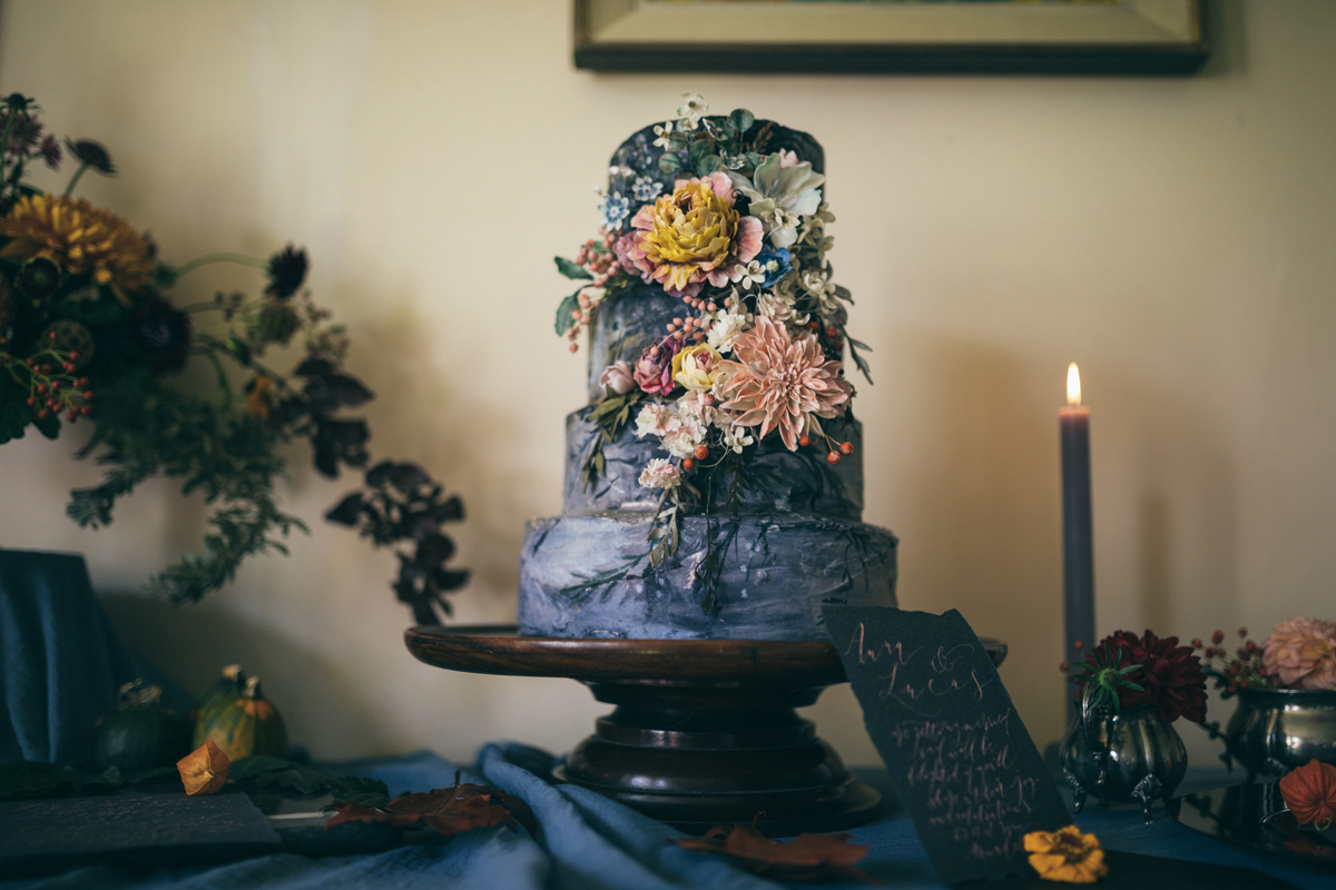 A nature and autumn inspired editorial for the free spirited and creative bride. Calligraphy by Moon & Tide. Captured by Bickerstaff Photograpy.