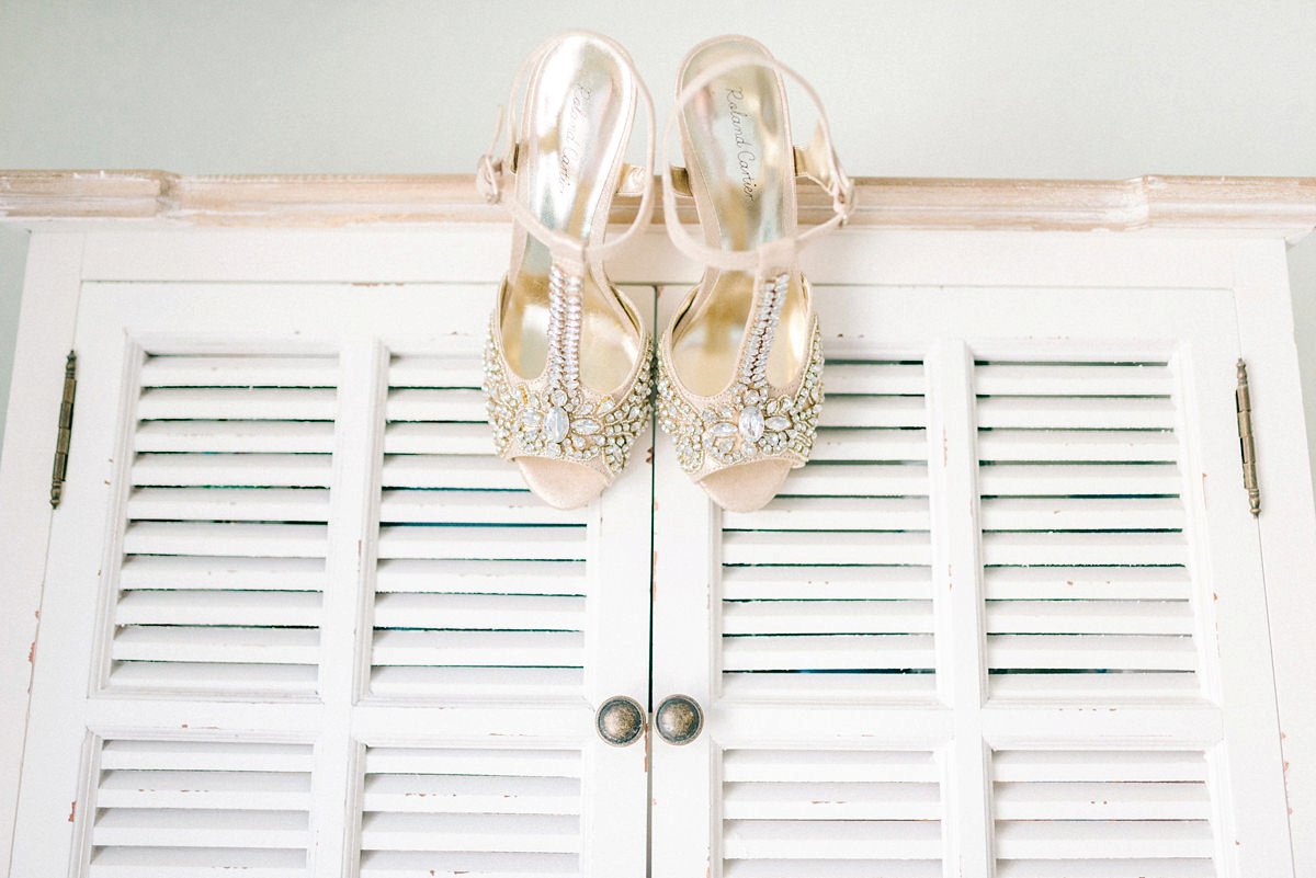 A pretty pastel toned and homemade Spring wedding at Alnwick Treehouse. Photography by Sarah-Jane Ethan.