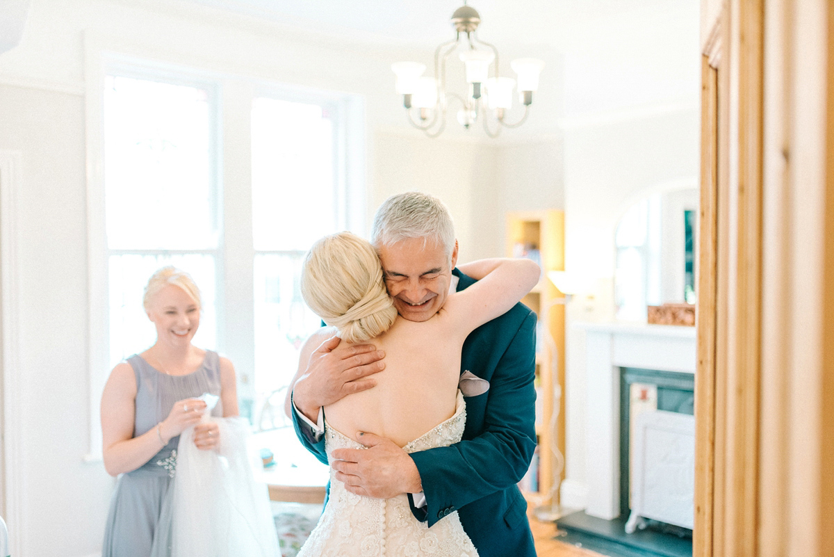 A pretty pastel toned and homemade Spring wedding at Alnwick Treehouse. Photography by Sarah-Jane Ethan.