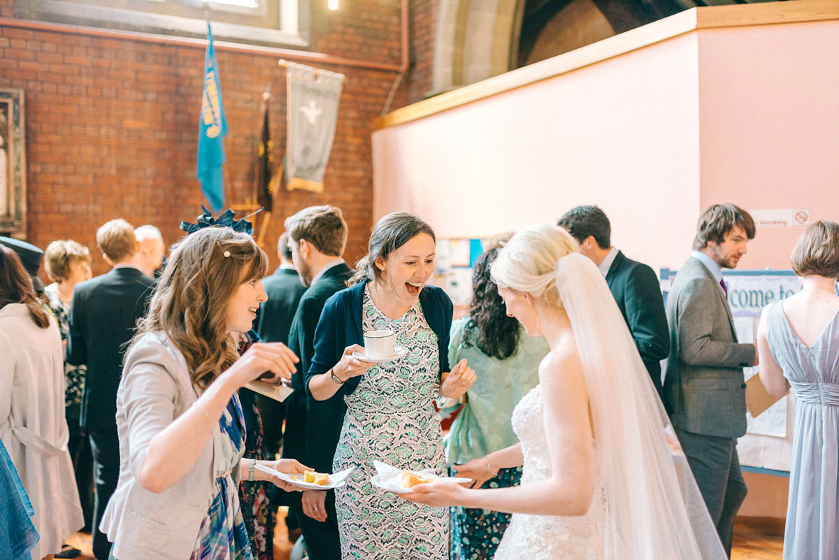 A pretty pastel toned and homemade Spring wedding at Alnwick Treehouse. Photography by Sarah-Jane Ethan.