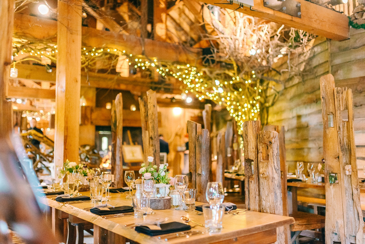 A pretty pastel toned and homemade Spring wedding at Alnwick Treehouse. Photography by Sarah-Jane Ethan.