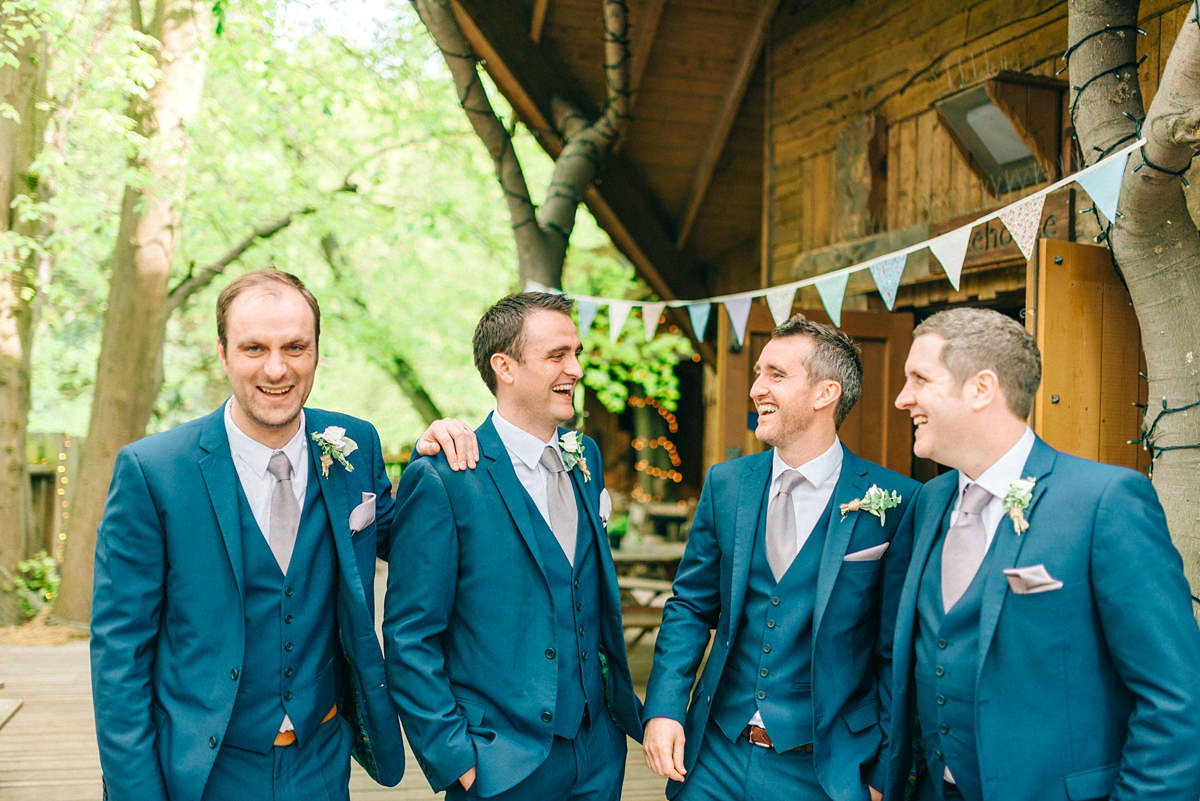 A pretty pastel toned and homemade Spring wedding at Alnwick Treehouse. Photography by Sarah-Jane Ethan.