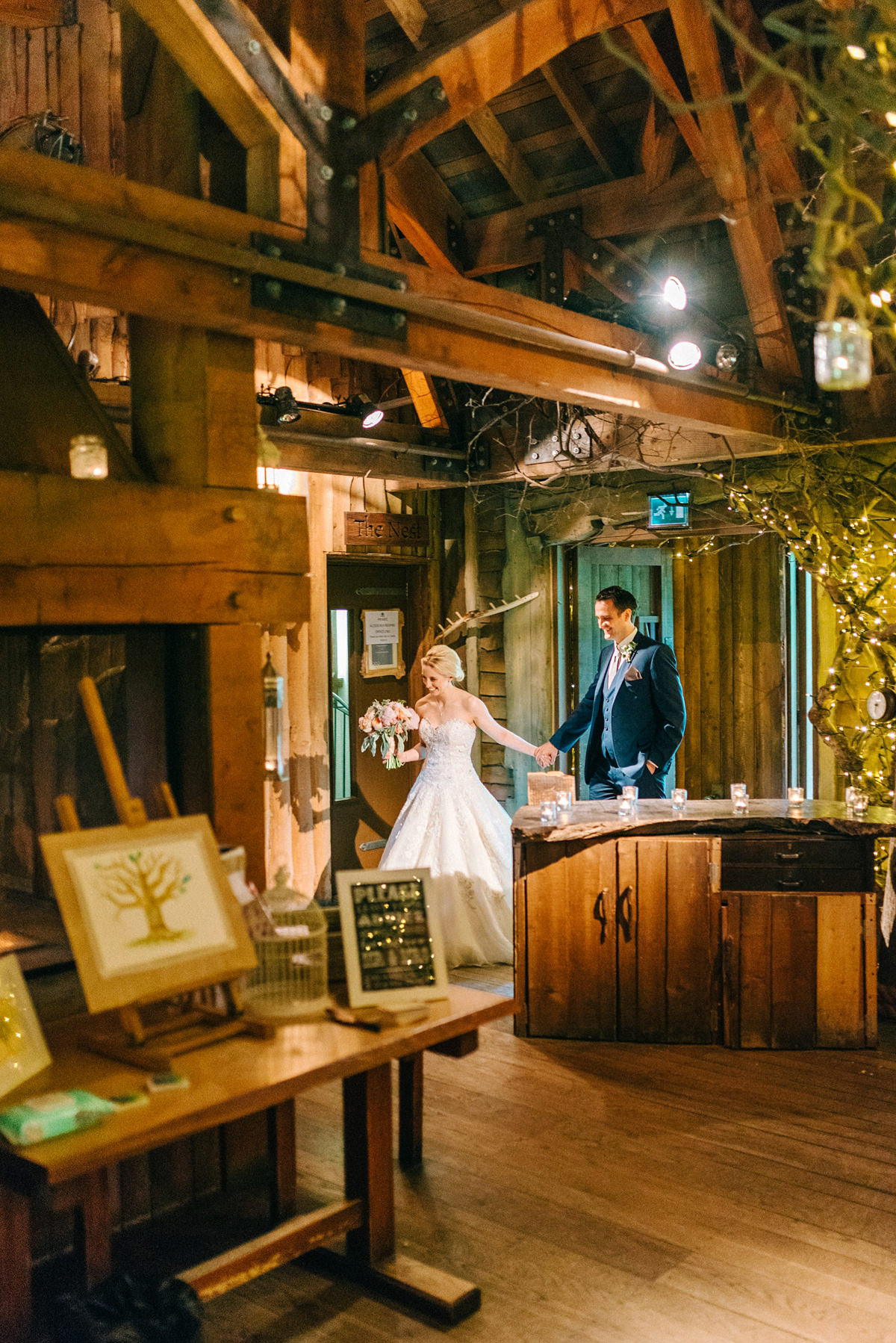 A pretty pastel toned and homemade Spring wedding at Alnwick Treehouse. Photography by Sarah-Jane Ethan.