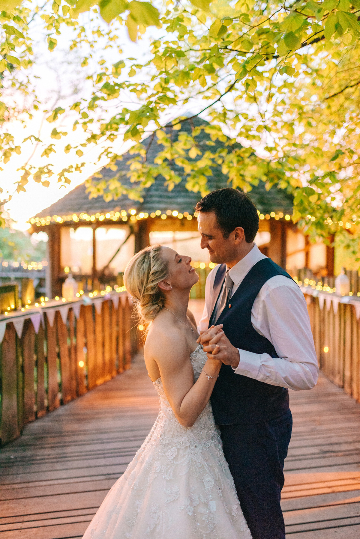 A pretty pastel toned and homemade Spring wedding at Alnwick Treehouse. Photography by Sarah-Jane Ethan.