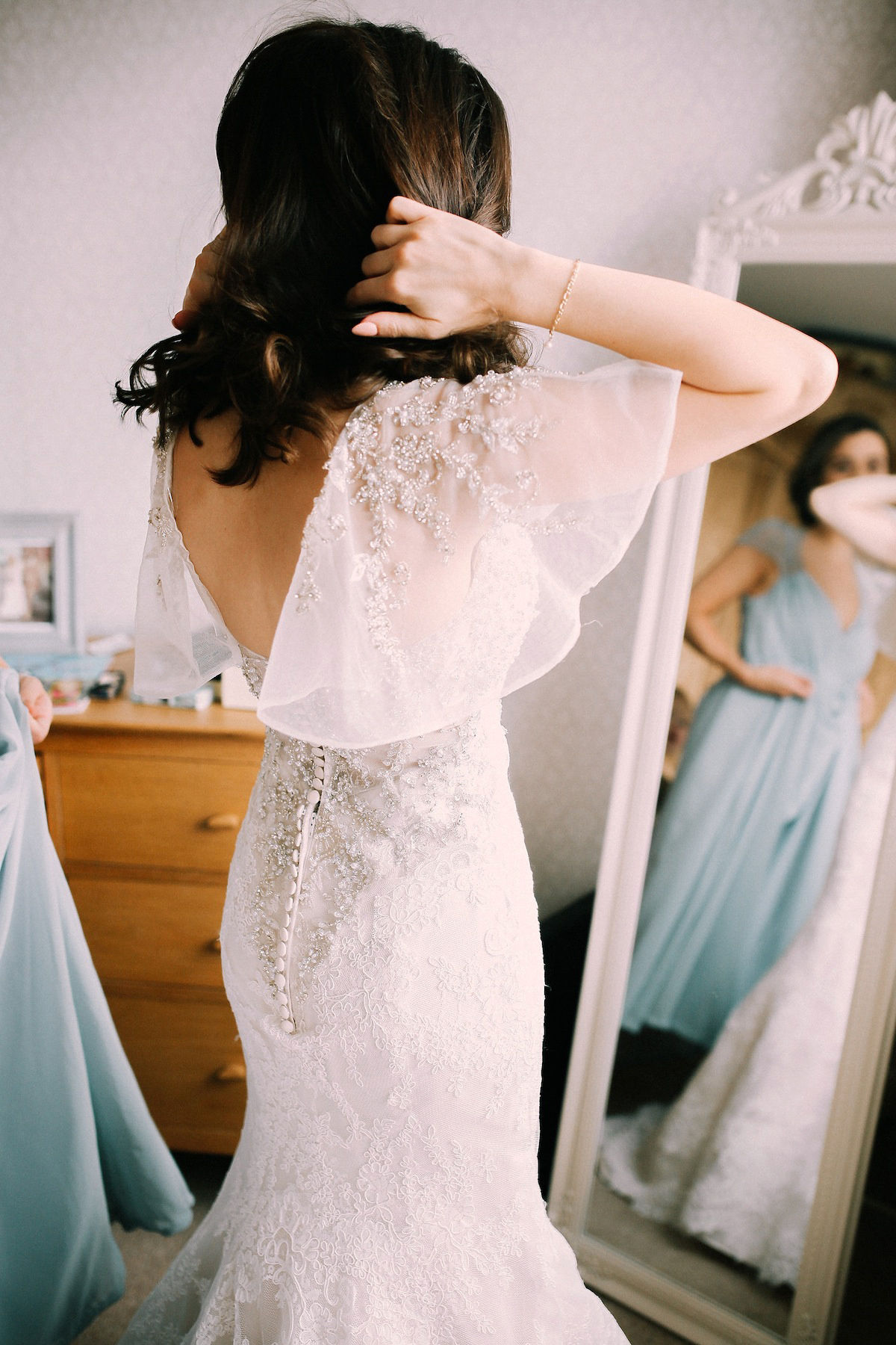 A festival inspired farm wedding in shades of peach. Photography by Rosie Hardy and Adam Bird.