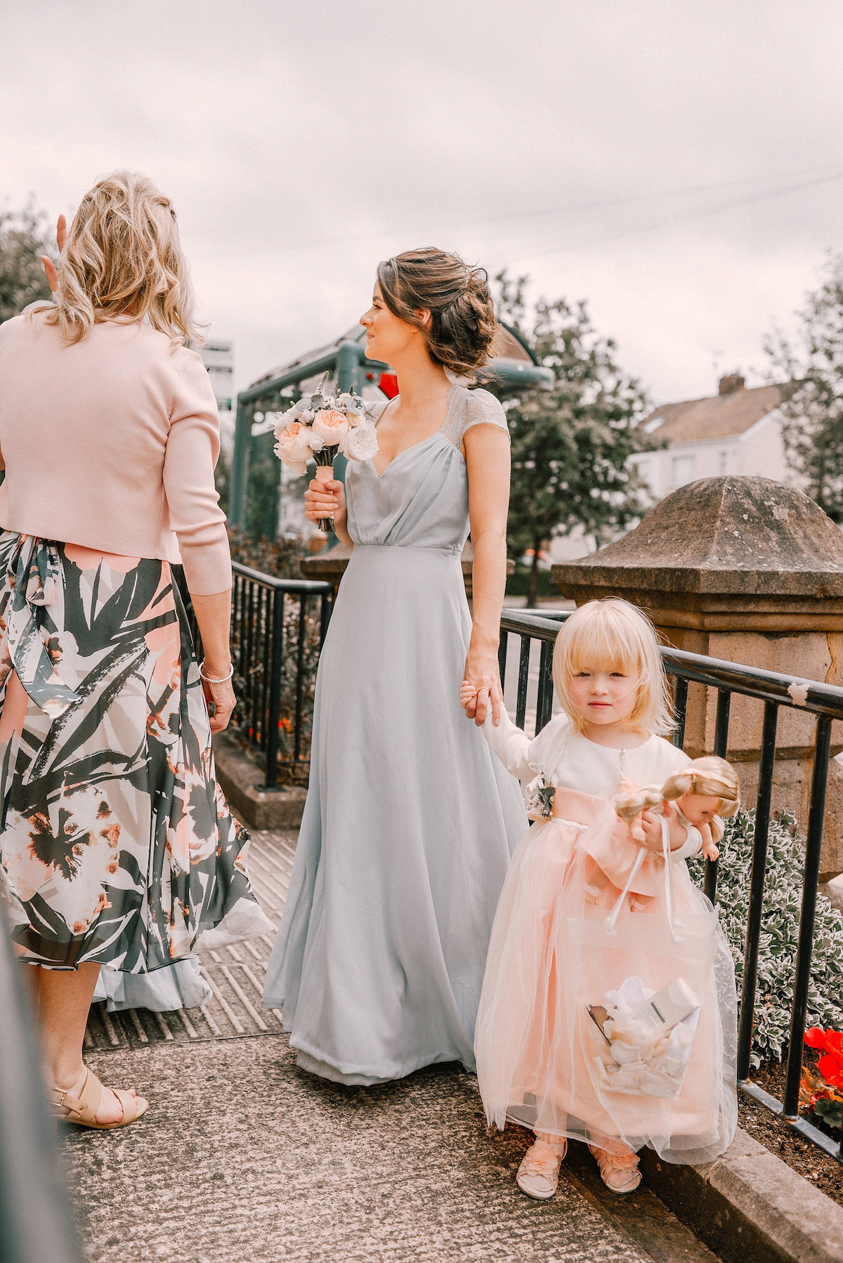 A festival inspired farm wedding in shades of peach. Photography by Rosie Hardy and Adam Bird.