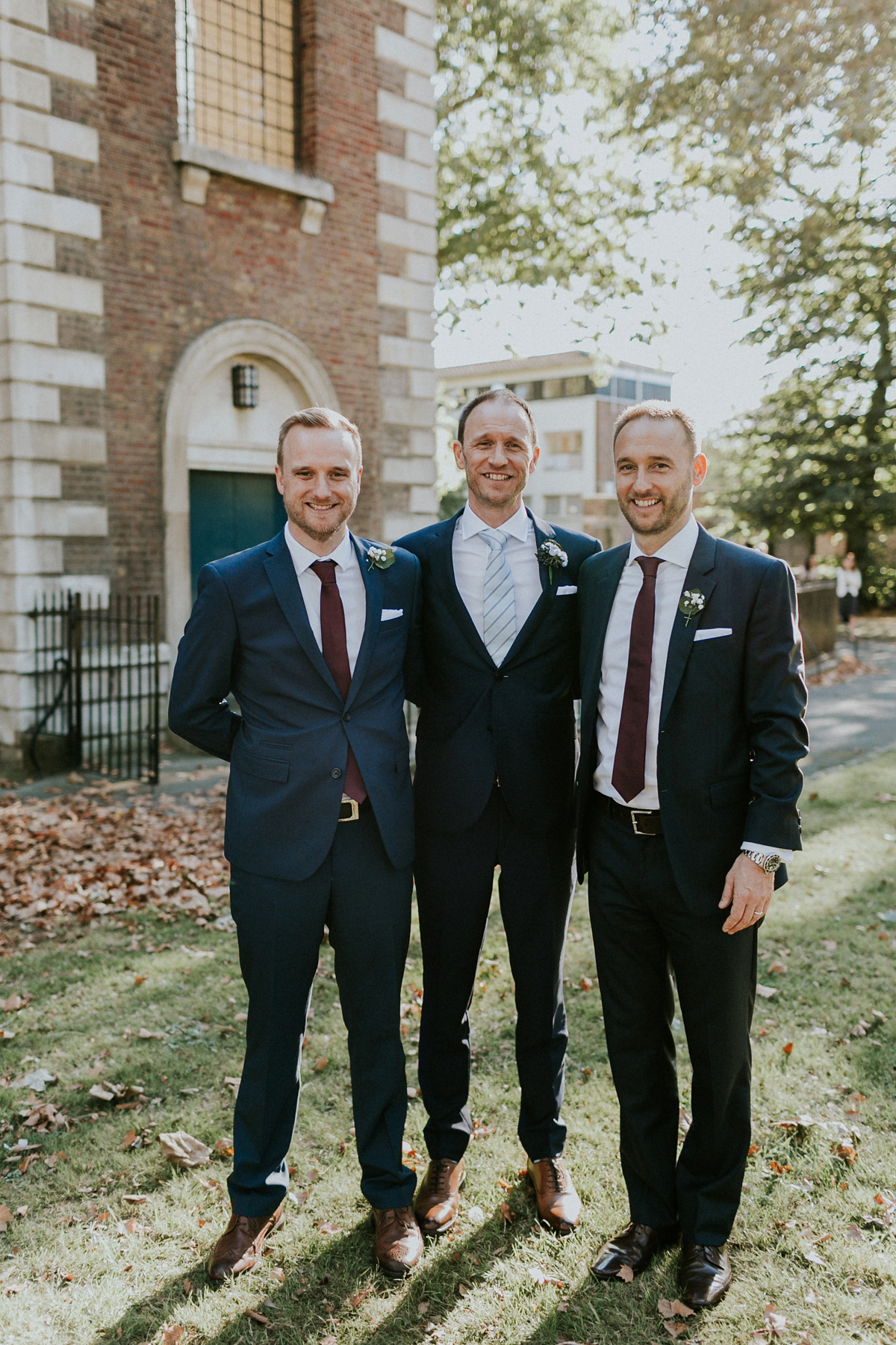 Bride Su wore a Needle & Thread wedding dress for her modern and elegant London wedding. She and her husband Nik met through online dating agency, Guardian Soulmates.
