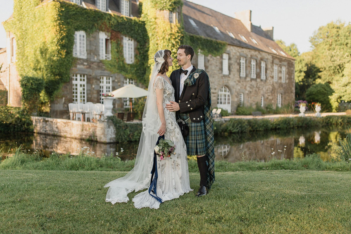 Bride Imogen wore the 'Jayne' gown by Eliza Jane Howell, and a Juliet cap veil, for her Celtic handfasting wedding at a French cheateau. Photography by Lifestories Wedding Photography.