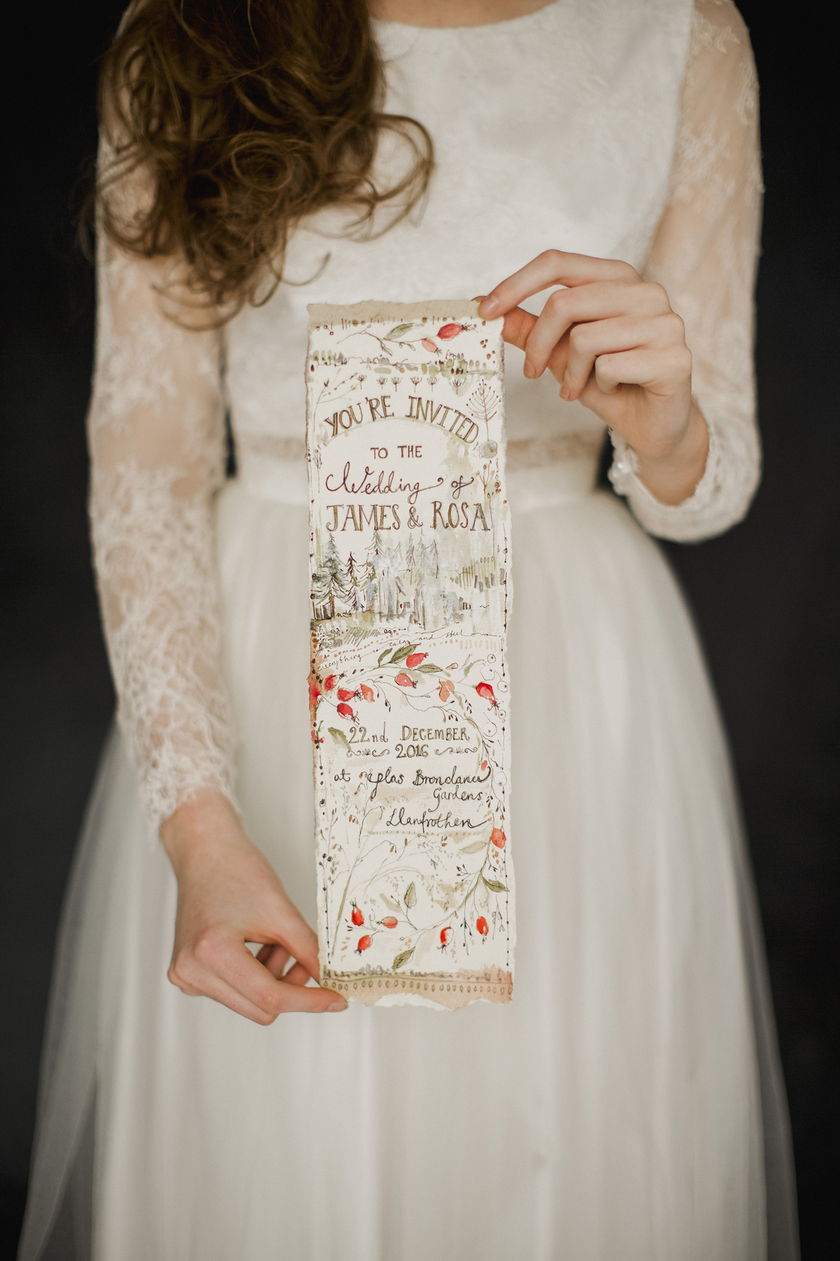 Wild and natural winter wedding inspiration with Amy Swann. Photography by Jess Petrie.