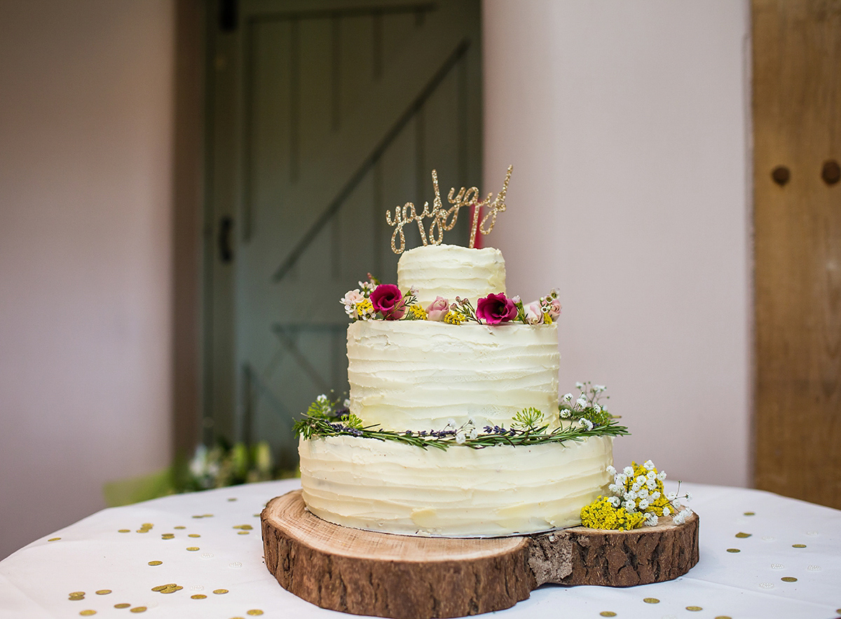 wpid463773 dana bolton country barn wedding 8