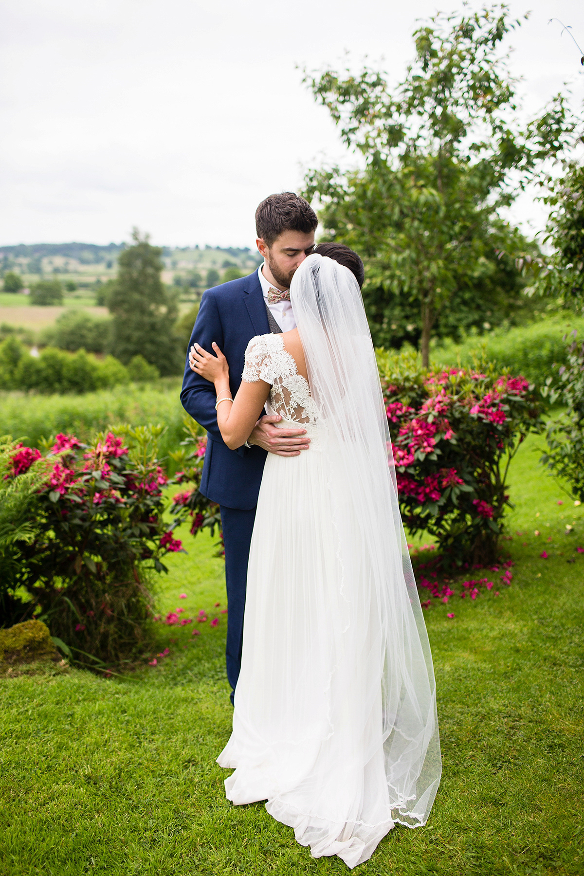 wpid463793 dana bolton country barn wedding 16