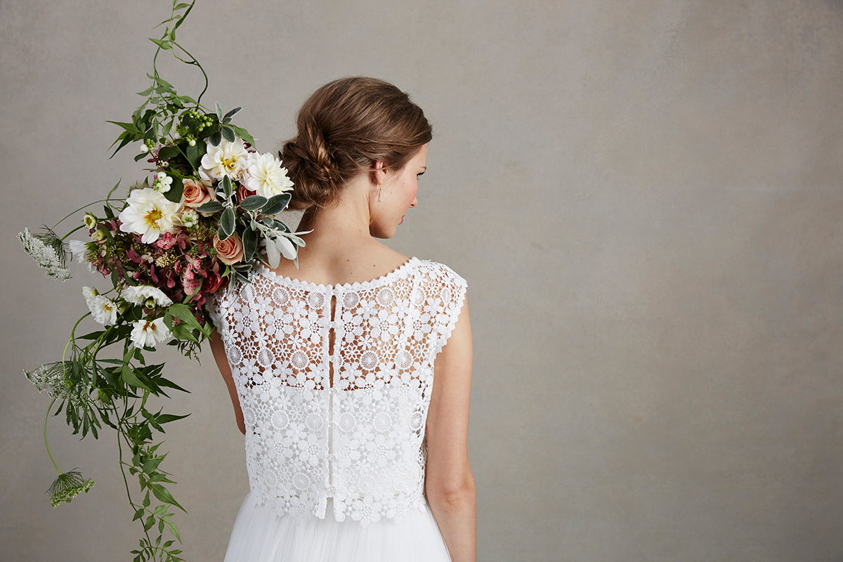 Your invitation to the Sally Lacock sample sale.