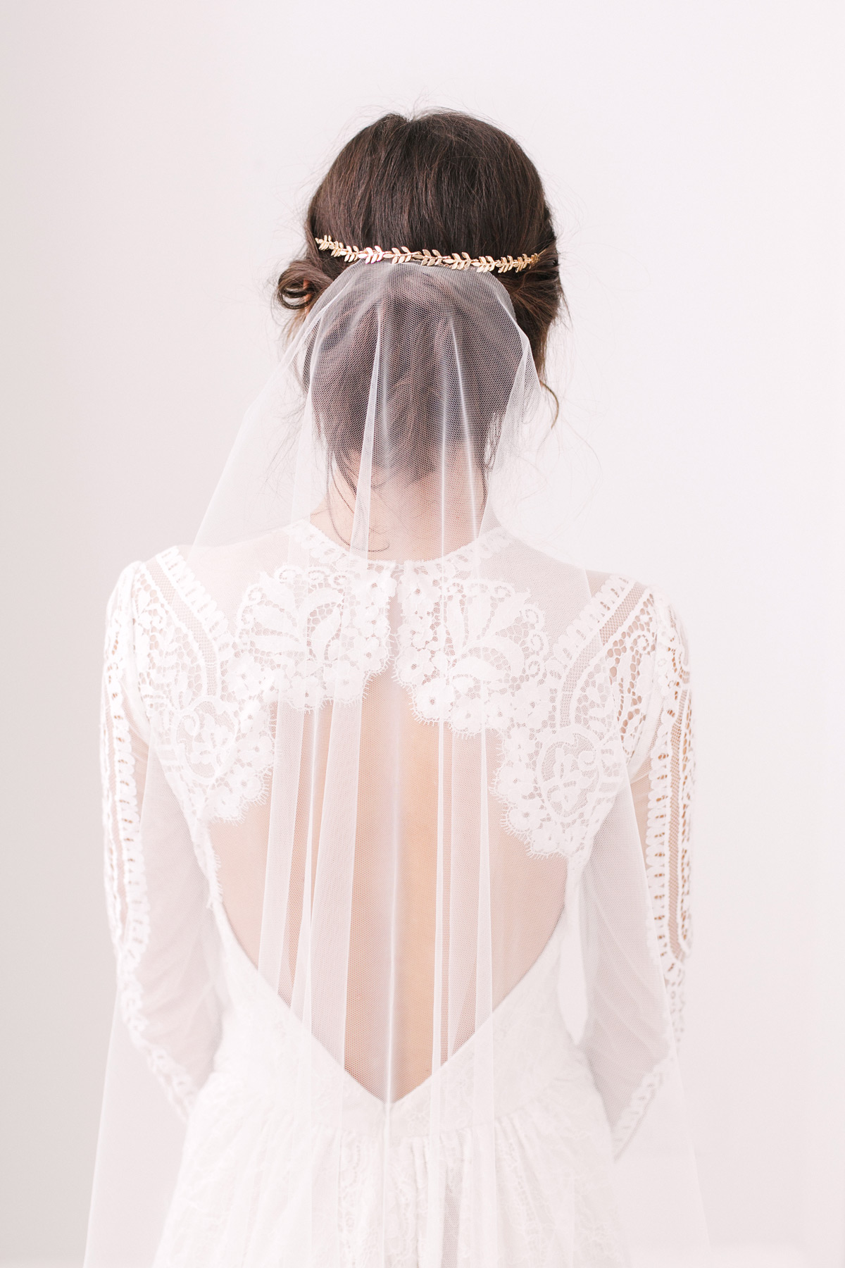 Mini gold leaf wedding hair vine Avani Britten weddings - Romantic & Beautiful – The Veil Collection By Britten Mini-gold-leaf-wedding-hair-vine---Avani---Britten-weddings