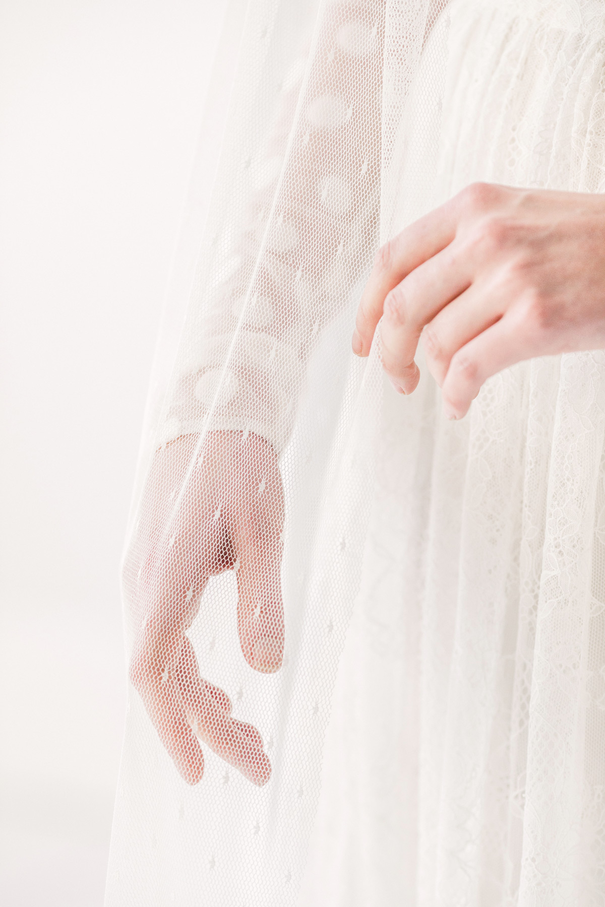 Polka dot wedding veil Dot Britten weddings 2 - Romantic & Beautiful – The Veil Collection By Britten Polka-dot-wedding-veil--Dot--Britten-weddings-(2)