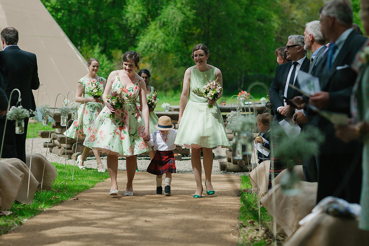 belle and bunty humanist outdoor wedding 11 1