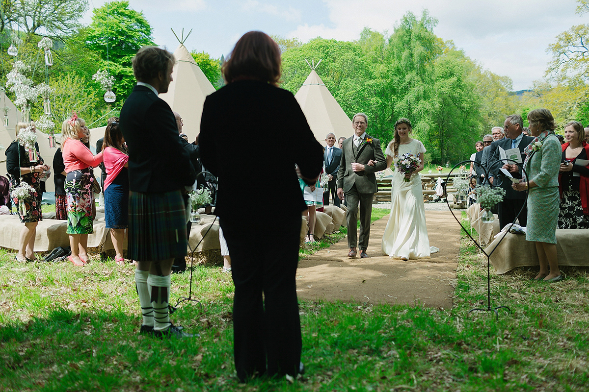 belle and bunty humanist outdoor wedding 13 1