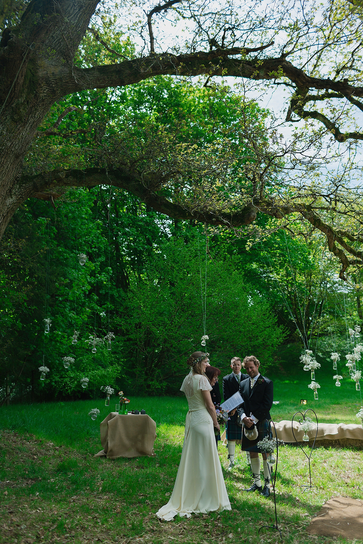 Belle & Bunty Lace For A Natural and Humanist Outdoor Wedding In Scotland 19 belle and bunty humanist outdoor wedding 17 1