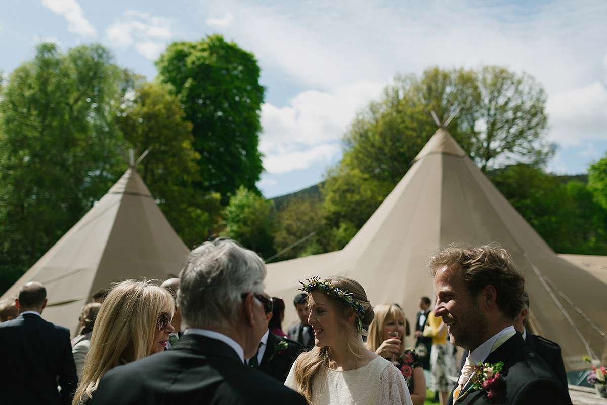 belle and bunty humanist outdoor wedding 25 1