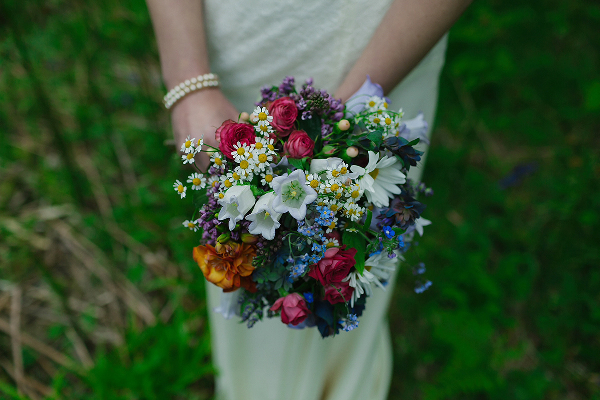 belle and bunty humanist outdoor wedding 34 1