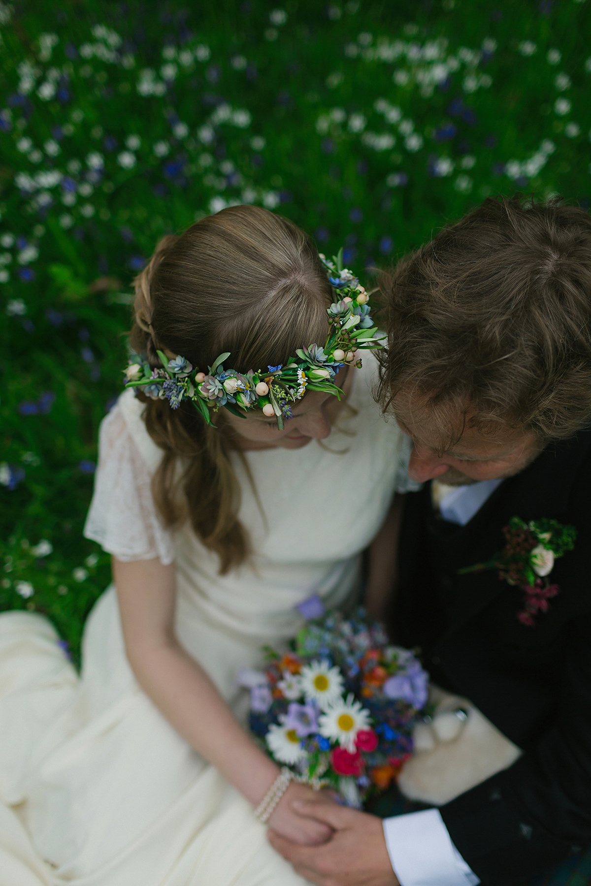 belle and bunty humanist outdoor wedding 41 1