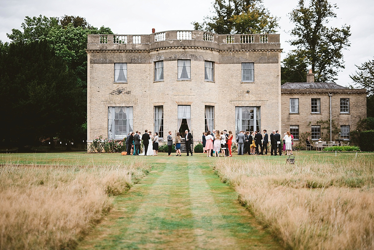 justin alexander colourful country house wedding september 31 1