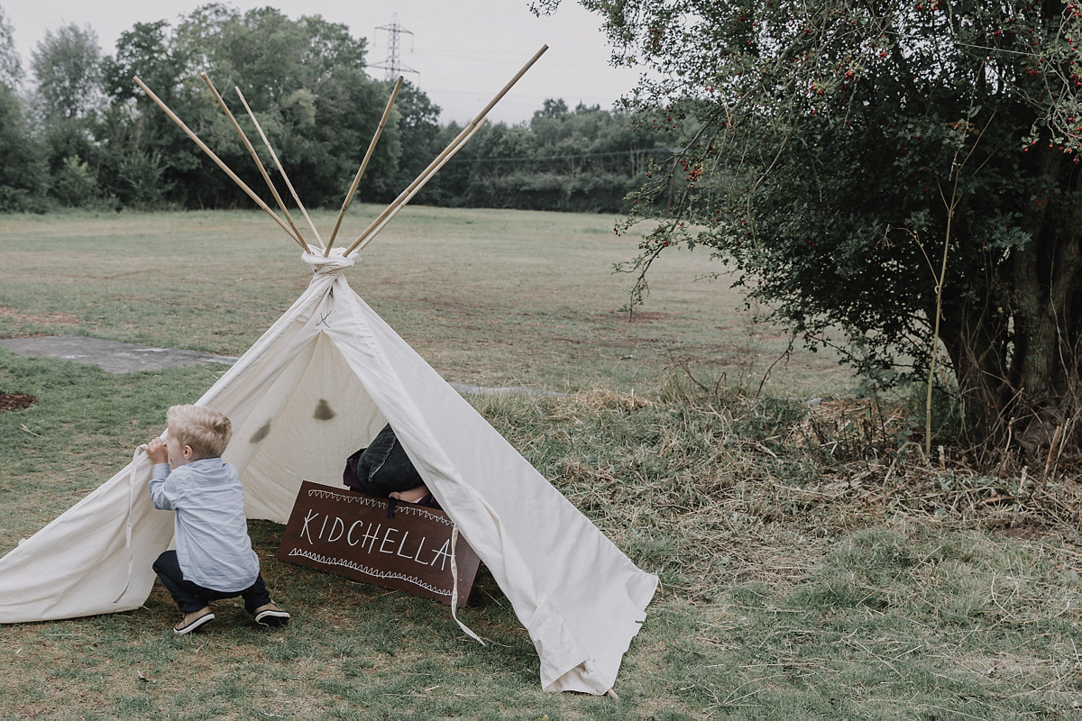 Toria wore a Rue de Seine gown for her natural, organic, Kinfolk inspired and bohemian wedding. Photography by Kat Hill. Toria wore a Rue de Seine gown for her natural, organic, Kinfolk inspired and bohemian wedding. Photography by Kat Hill.